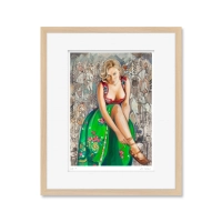 micha--zaborowski---madejowa-hanka_standard-migdal_M_pion_1x1-bialy.webp