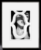 Szymon Brodziak_Sirona #2 Rama Czarna Srebrna wkładka.jpg