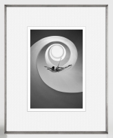 Szymon Brodziak Loop #01 Rama Biała Srebrna wkładka.jpg