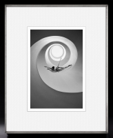 Szymon Brodziak Loop #01 Rama Czarna Srebrna wkładka.jpg