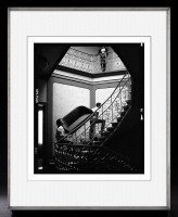 Szymon Brodziak Schody Rama Czarna Srebrna Wkładka.jpg